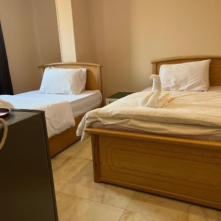 Grand Pyramids View Hotel Кайро Екстериор снимка