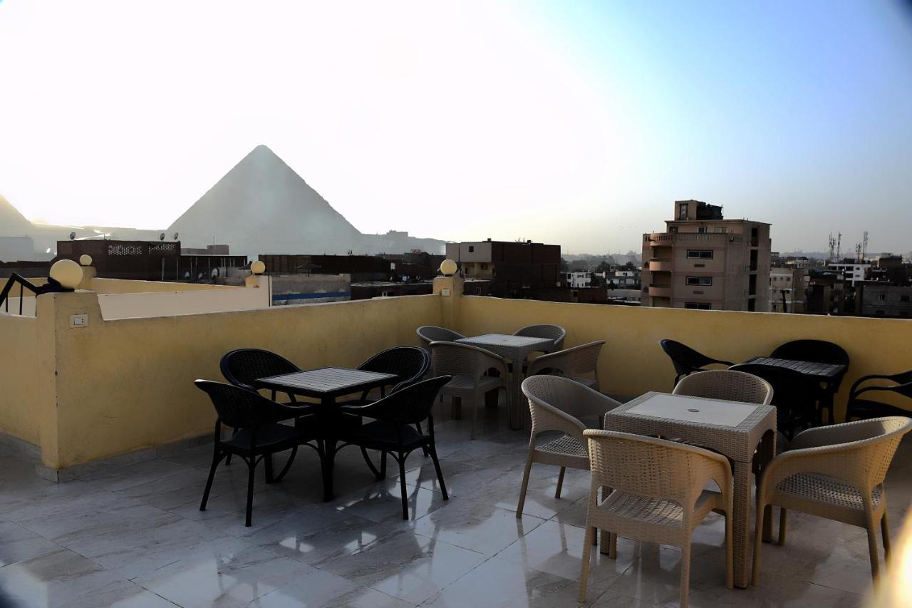 Grand Pyramids View Hotel Кайро Екстериор снимка