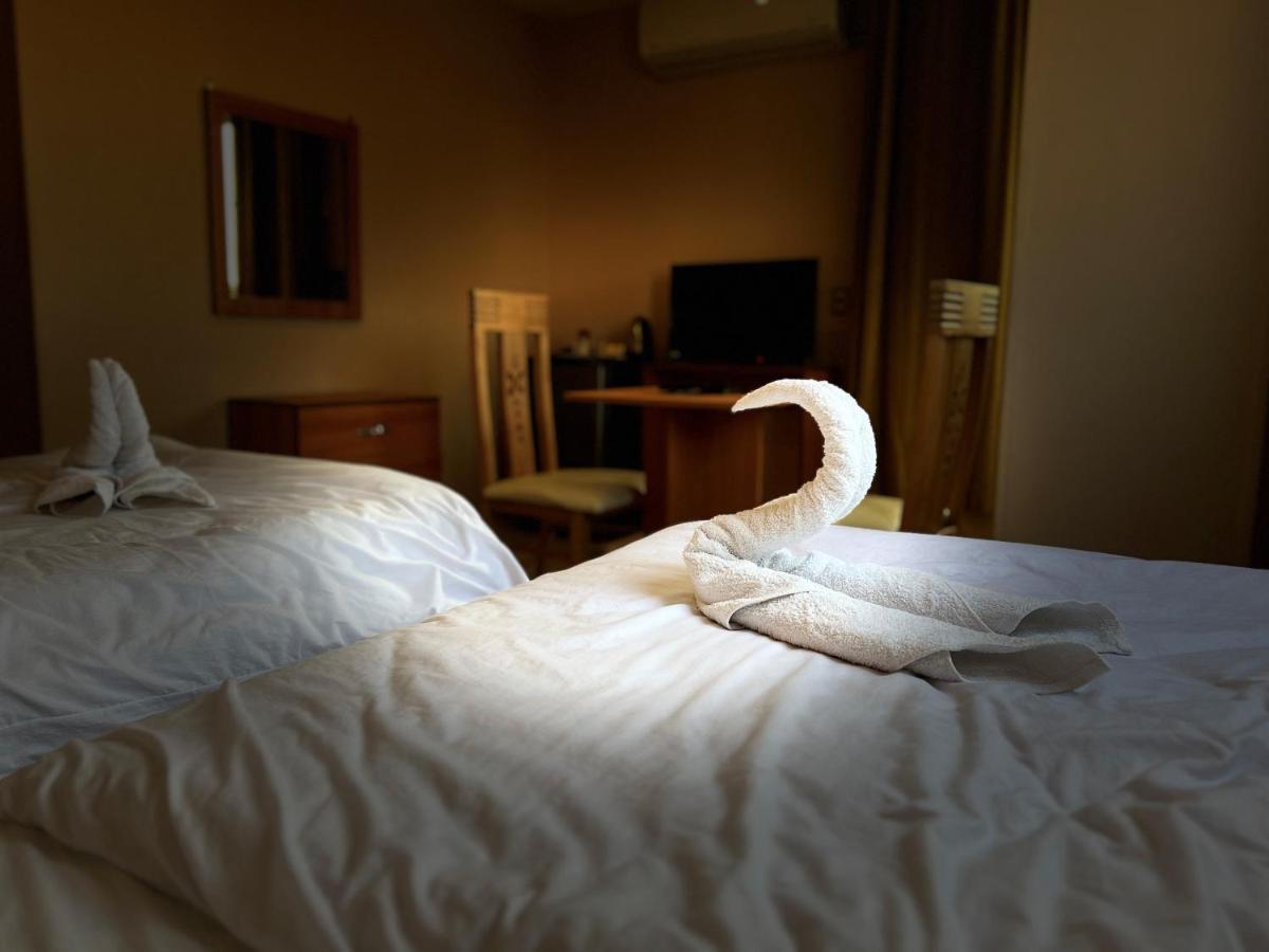 Grand Pyramids View Hotel Кайро Екстериор снимка