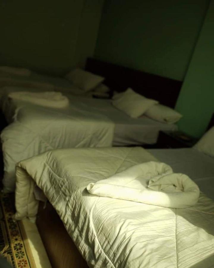 Grand Pyramids View Hotel Кайро Екстериор снимка